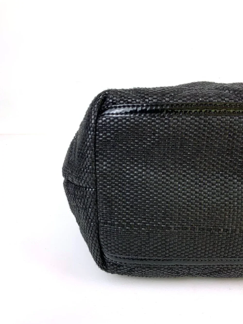Kate Spade New York Black Quilted Woven Straw Satchel Hand Bag